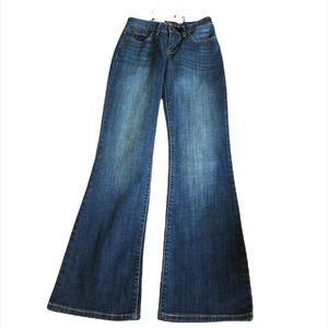 🆕 Levi’s Bold Curve Classic Boot Cut Jeans Size 00S 00 Short NWT